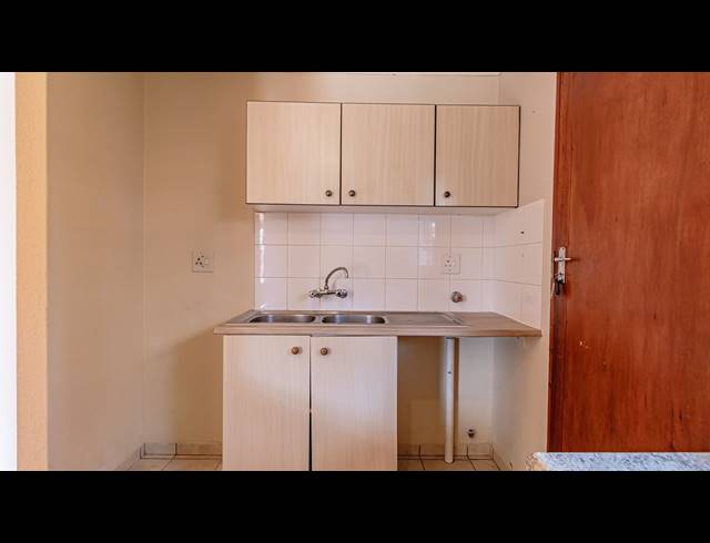 3 BEDROOM CLUSTER FOR SALE IN PIERRE VAN RYNEVELD